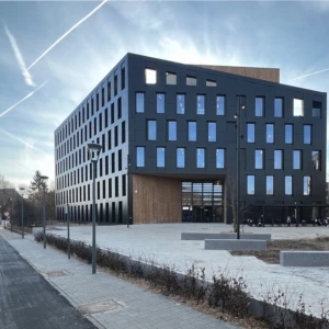 Woodhub